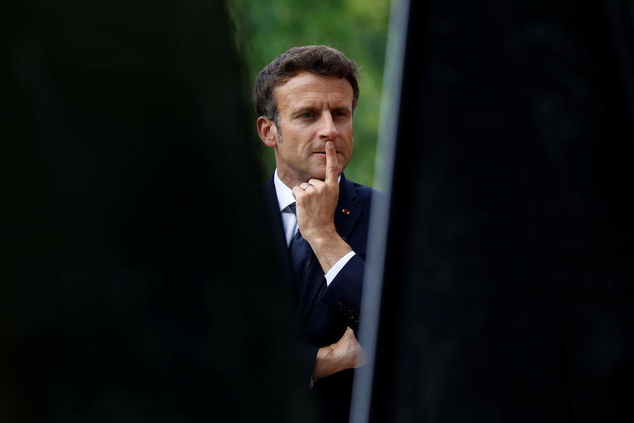 الرئيس الفرنسي لا يفي بوعده ويلغي خطابة بمناسبة العيد الوطني لبلاده