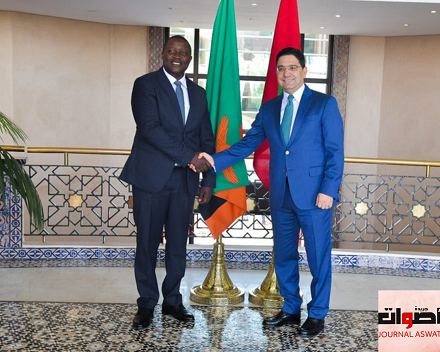 "بوريطة" يستقبل وزير خارجية "زامبيا" وهذا الأخير يجدد دعم بلاده لوحدة المغرب الترابية