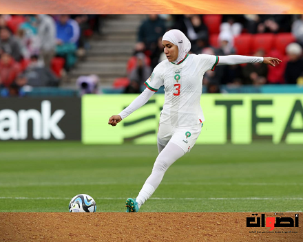 رئيس الـ”فيفا” يعلق على ارتداء المغربية "بنزينة" الحجاب خلال مونديال 2023