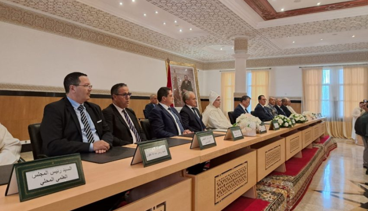وزير العدل يشرف على تنصيب السيد عبد الرزاق المنصوري عاملا جديدا على إقليم تطوان