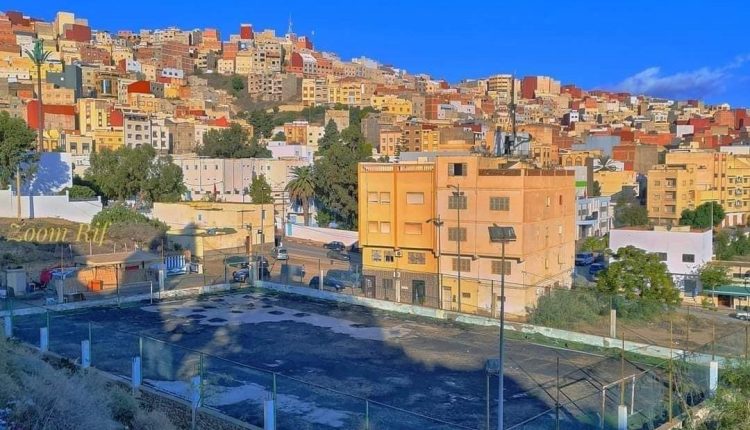 ملعب الحي الجديد بمدينة الحسيمة: تحديات الإهمال والمطالبة بالتحسين‎