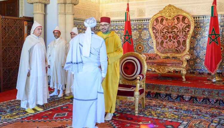 Sa Majesté le Roi reçoit plusieurs ambassadeurs étrangers