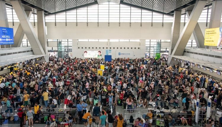 حالة تأهب قصوى في 42 مطارا بالفلبين