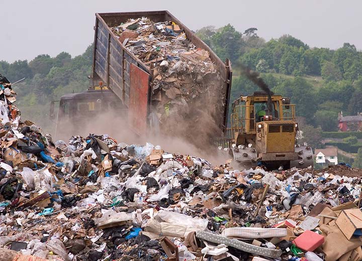 مبادرة تشريعية تروم تشديد العقوبات لمواجهة سوء تدبير النفايات