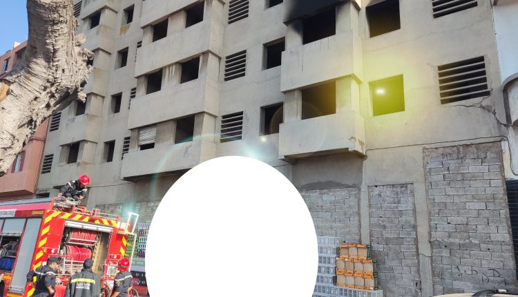 إنذلاع النيران بمشروع سكني متوقف بشارع احمد الصباغ .‎