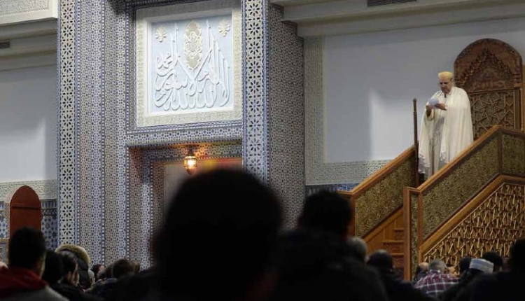 تدبير يهودي لقطاع الاوقاف والشؤون الإسلامية يتير جدلا سياسيا في المغرب‎