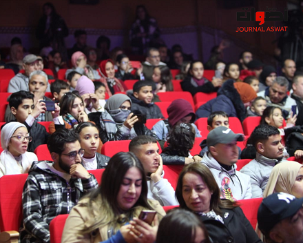 تازة افتتاح فعاليات المهرجان الدولي لسينما المقهى بتازة في دورته الثامنة (3)