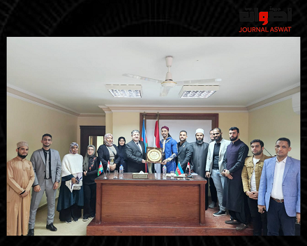 اتحاد الطلاب العرب يكرم الدكتور سيمور نصيروف رئيس الجالية الأذربيجانية في مصر