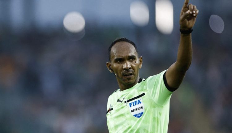 لجنة الحكام تستقر على اختيار السوداني محمود علي محمود حكما لمباراة المغرب وجنوب إفريقيا