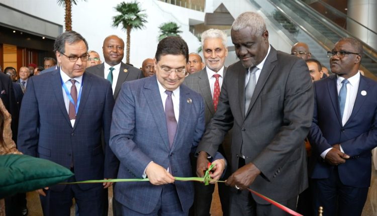 تدشين نافورة مغربية بمقر الاتحاد الإفريقي