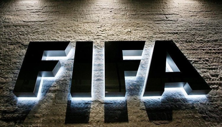 "فيفا" تكشف تكلفة انتقالات اللاعبين الرجال خلال الإنتقالات الشتوية
