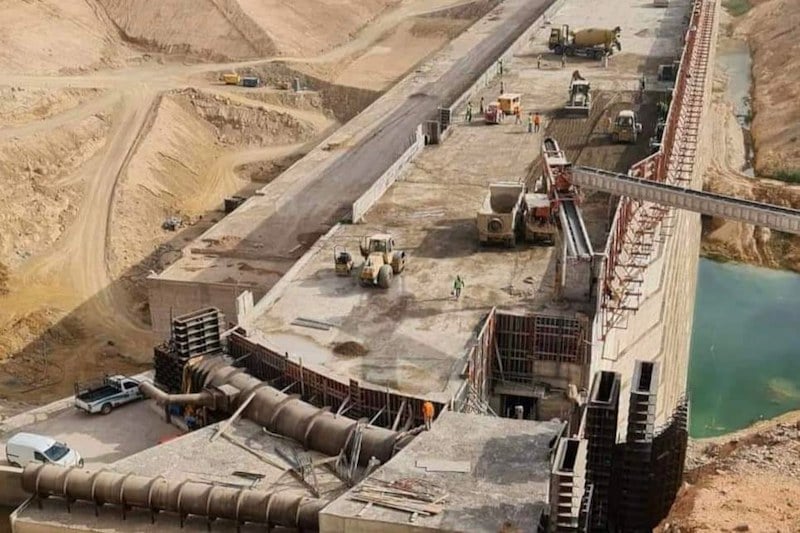 المشاريع المهيكلة الضخمة التي تم إطلاقها تحت القيادة الرشيدة لصاحب الجلالة الملك محمد السادس في مجال البنية التحتية بالأقاليم الجنوبية للمملكة
