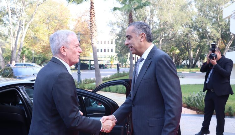 مدير الشرطة الفرنسية يشيد بمستوى التعاون الأمني مع المغرب