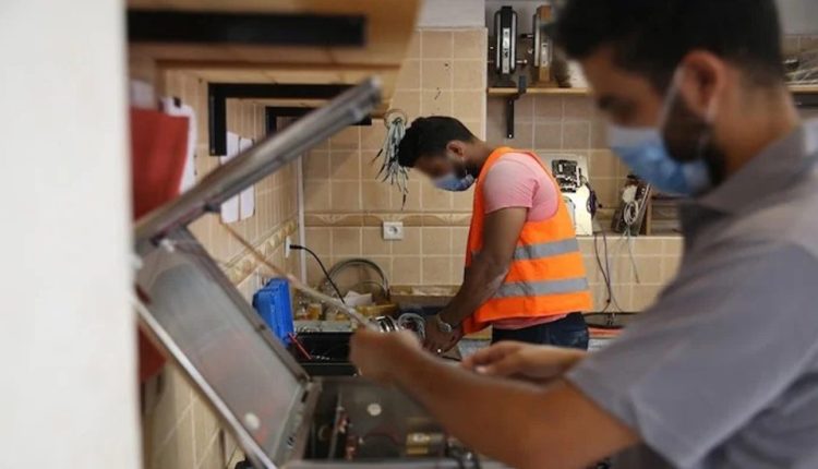 الحكومة تحدث نظاما للمعاشات خاص بفئة المهنيين والعمال المستقلين