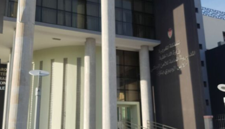 أمن تازة يوقف 7 أشخاالمسهم بنظام المعالجة الالية للمعطيات البنكية والنصب والاحتيال