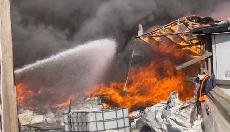 اندلاع حريق مهول بسوق المتلاشيات بالدار البيضاء