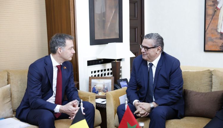 أخنوش يجري مباحثات ثنائية مع الوزير الأول البلجيكي لتعزيز الشراكة بين البلدين