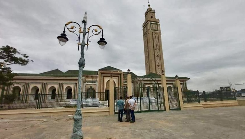 مسجد محمد السادس بأبيدجان يفتح أبوابه في وجه المصلين