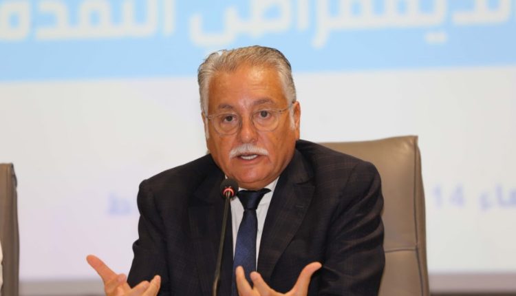 "الكتاب" ينتقد الحكومة ويؤكد فشلها في الوفاء بالتزاماتها