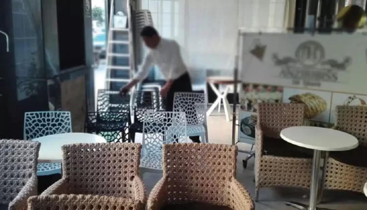أرباب المقاهي يرفضون تنزيل غرامات تفوق 50 مليون