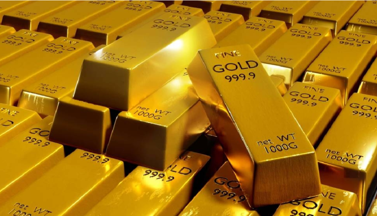 أسعار الذهب تتراجع عالميا