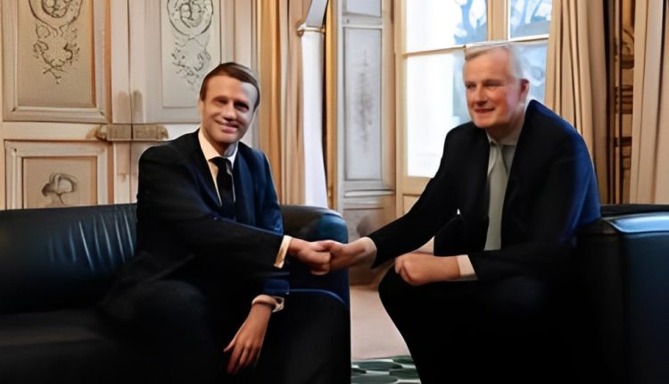 emanuel macron avec michel barnier