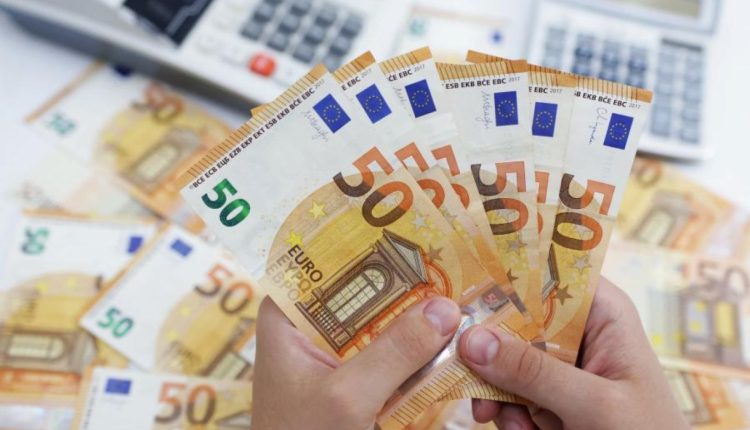 تحويلات المغاربة في الخارج من التشريعات الأوروبية
