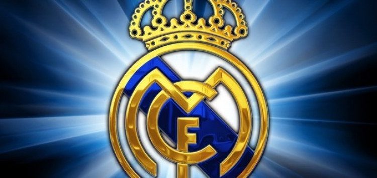 الكلاسيكو المرتقب: ريال مدريد يستضيف برشلونة في مباراة مثيرة