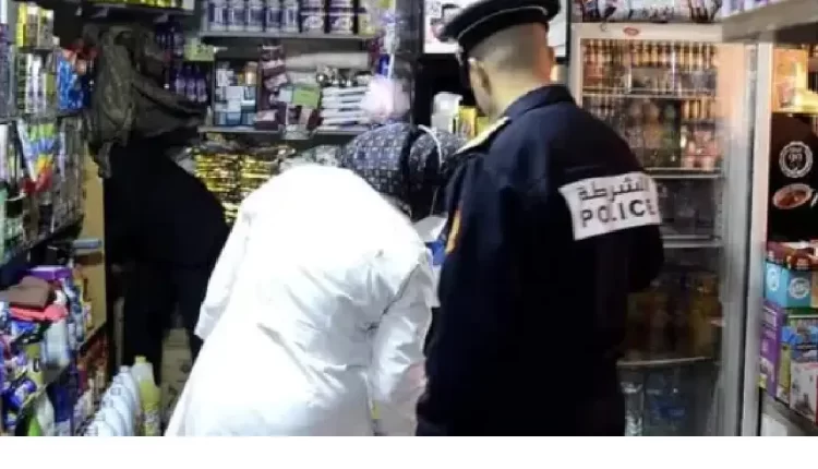 إحباط تهريب طنين من المواد الغذائية