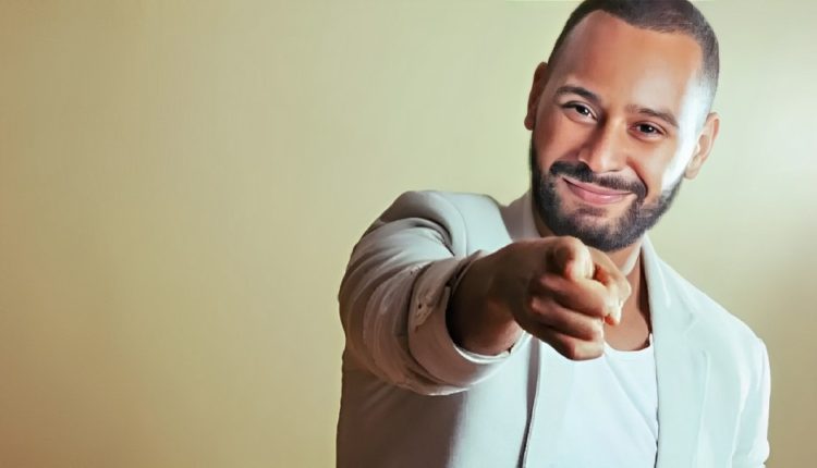 محمد ريفي يعبر عن استيائه بعد حذف أغنيته "جامدين جامدين" من يوتيوب