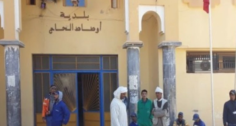 أوطاط الحاج، التابعة لإقليم بولمان، حادثة مثيرة للجدل تنطوي على صراع بين السلطات المحلية وصحفي