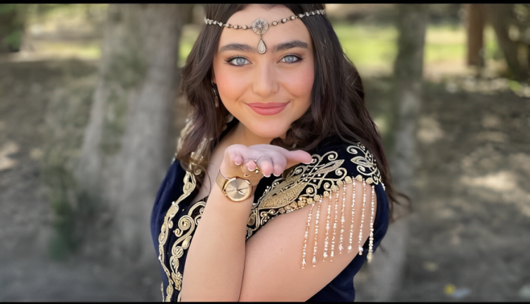 المؤثرة الجزائرية المعروفة، إيناس عبدلي