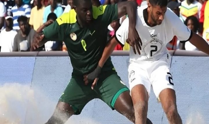 السنغال يتأهل :إلى نصف نهائي كأس الأمم الأفريقية لكرة القدم الشاطئية 2024 بفوز مثير على موزمبيق