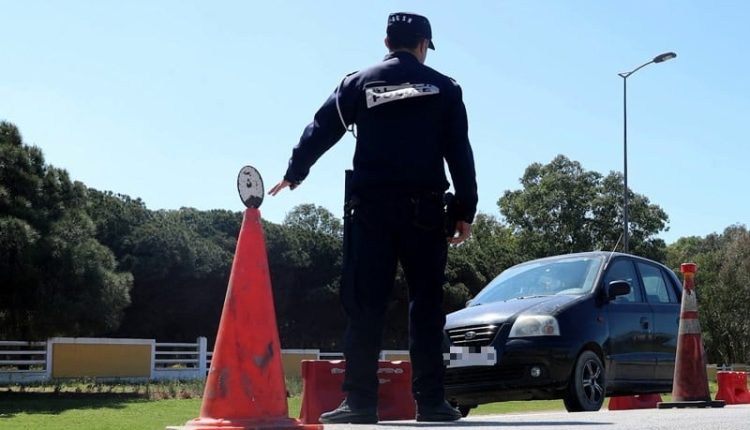استغلال خدمة النقل بالتطبيقات الذكية لسرقة نساء يجلب مطالب تقنين القطاع