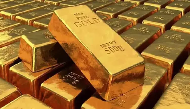الانتخابات الأمريكية: البيتكوين يرتفع والذهب والنفط يتراجعان