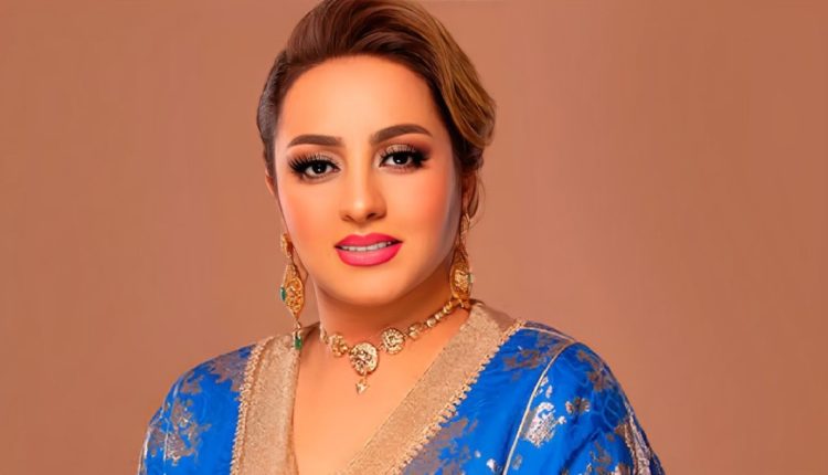 زينة الداودية تعود بجديدها الفني “نظرة”