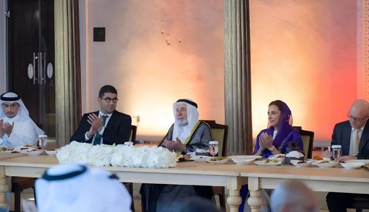 حاكم إمارة الشارقة يستقبل السيد مهدي بنسعيد