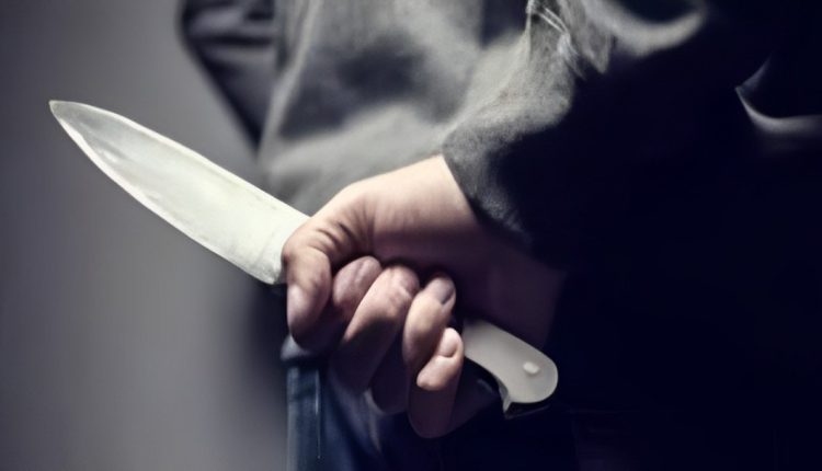 حادث طعن مروع في مدرسة بأزغنغان