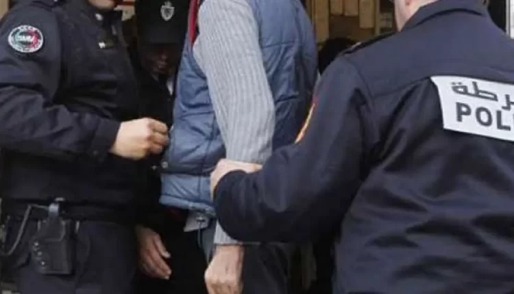 سجن ضابط شرطة بتهمة التحرش بامرأة في مقر عمله