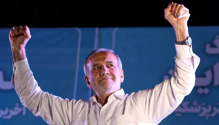 الإيراني مسعود بزشكيان