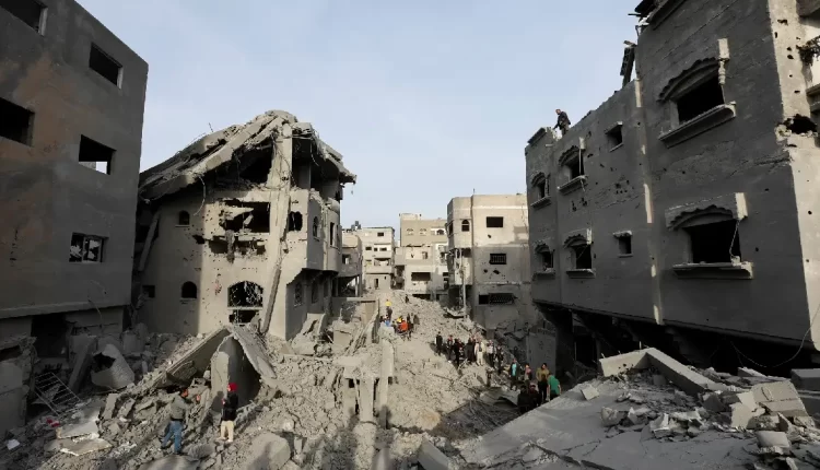غارة إسرائيلية على مخيم النصيرات تسفر عن استشهاد 7 فلسطينيين