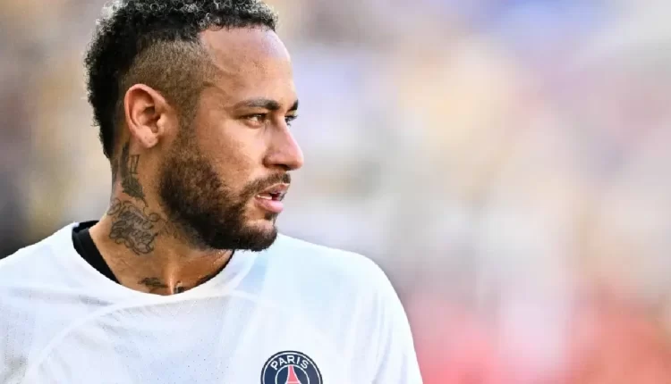 نيمار يعبر عن حسرته لعدم التتويج بدوري أبطال أوروبا مع باريس سان جيرمان
