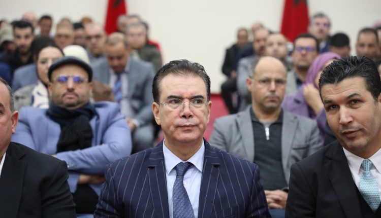 عامل إقليم الحسيمة حسن زيتوني يترأس أشغال الجلسة الختامية للمناظرة الوطنية للجهوية المتقدمة.