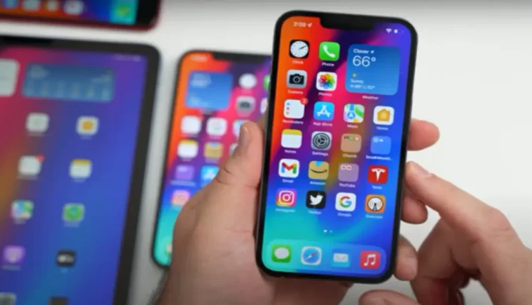 آيفون iPHONE