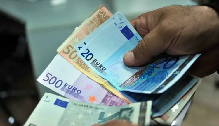 تحويلات المغاربة المقيمين بالخارج تفوق 108 ملايير درهم عند متم نونبر