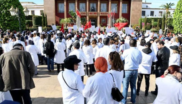 صورة أرشيفية من احتجاجات الأطباء