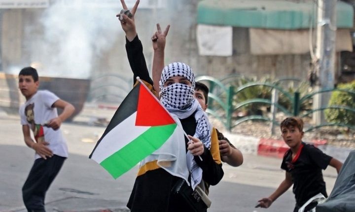 تمسك وتعلق الشعب الفلسطيني بأراضيهم