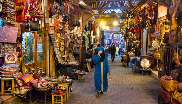 اجتماع لتطوير تنظيم سوق الربيع بسيدي يوسف بن علي