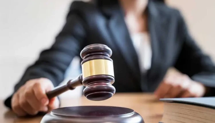 تأييد حكم السجن لعام بحق ثلاثة أشخاص في قضية الابتزاز والنصب بفاس