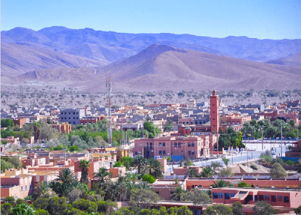 دعوة لزيارة مدينة طاطا: جنة الهدوء وجمال الجبال